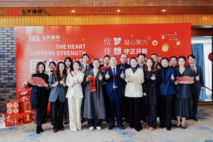合伙人特辑|李杨:于荆棘中踏路,在博弈间点灯