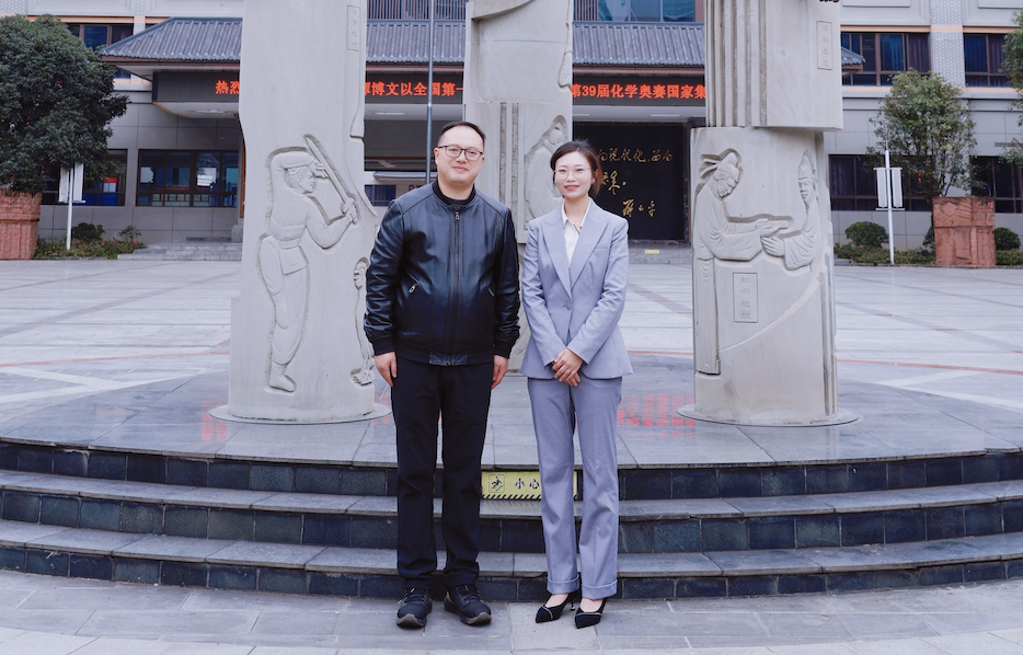 弘齐新闻|我所孔雅君律师受成都外国语学校邀请,以专业解读筑牢校园法治防线