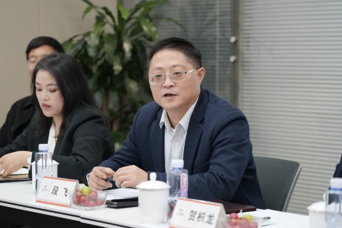 弘齐新闻|四川达宽律师事务所同仁到访弘齐交流 共探律所一体化管理新路径