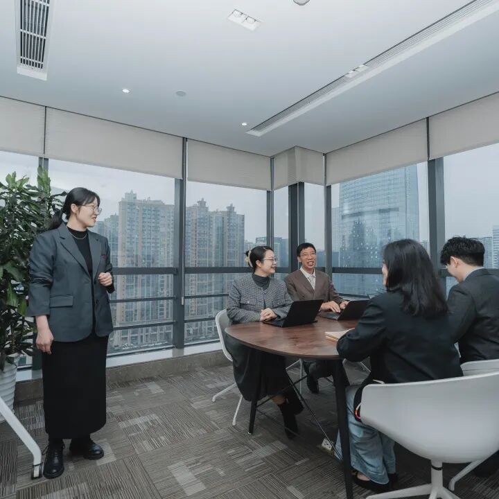 春风如你 熠熠芳华 | 弘齐律所举办三八妇女节主题活动