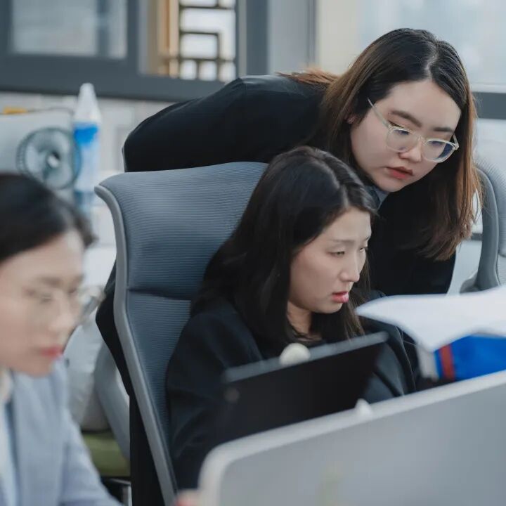 春风如你 熠熠芳华 | 弘齐律所举办三八妇女节主题活动
