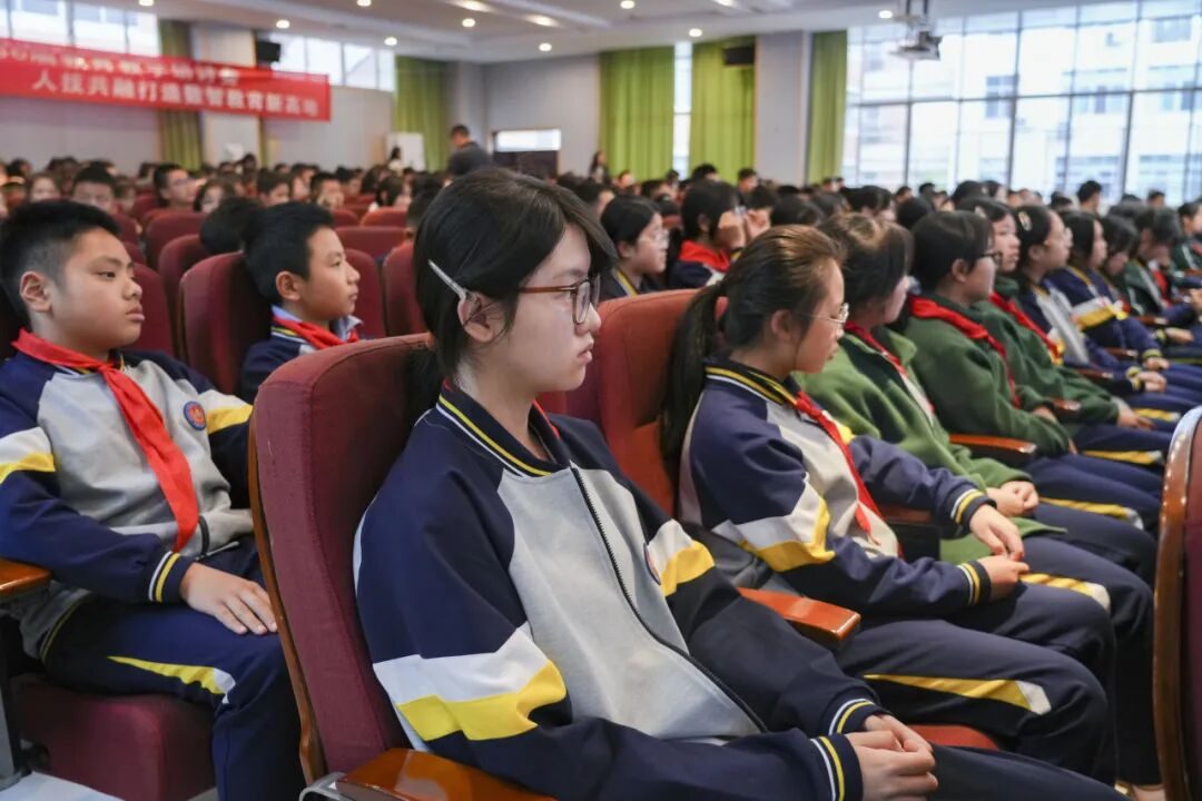 弘齐新闻｜我所携手成都外国语学校开展模拟法庭活动